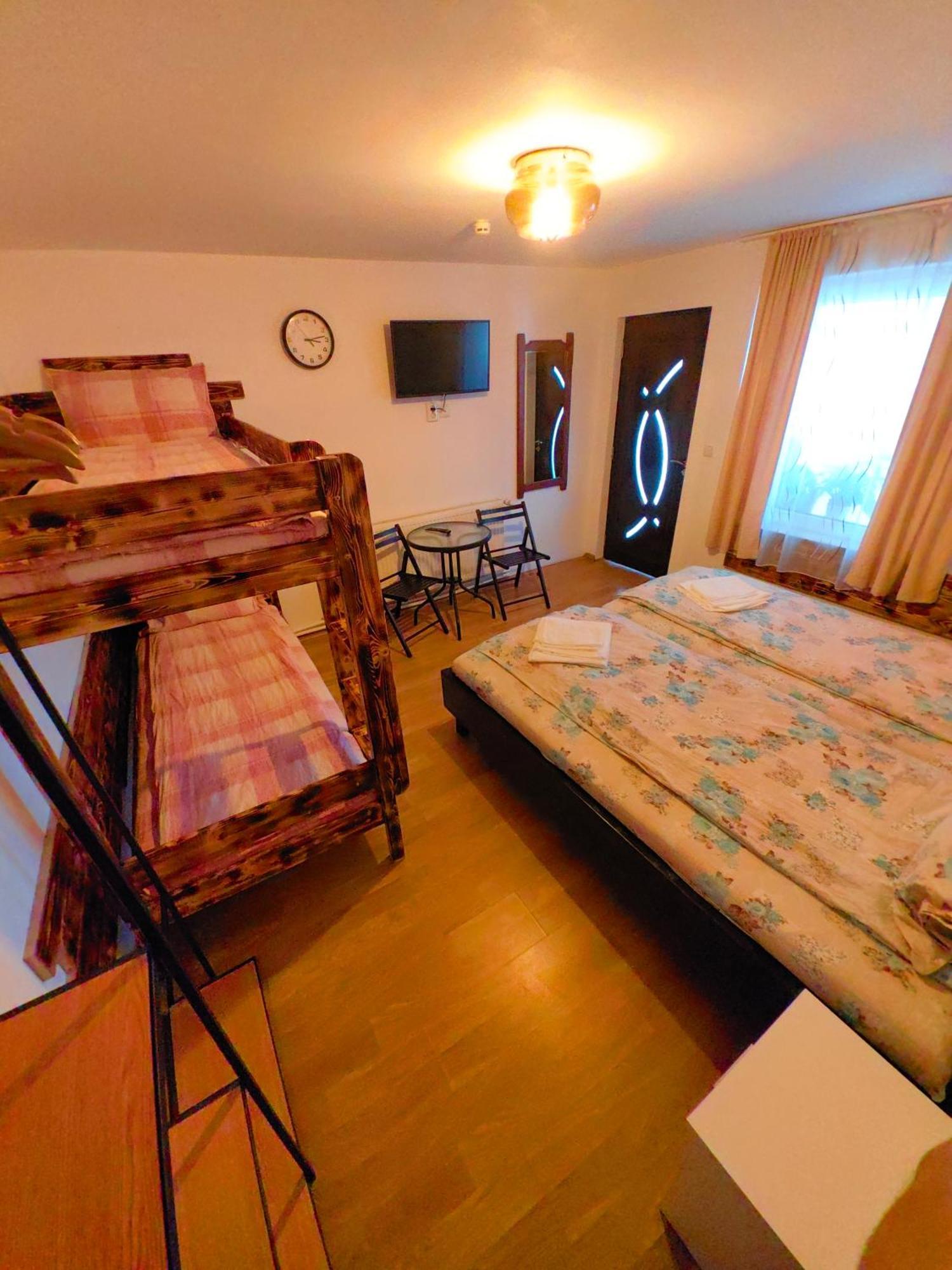 Ferienwohnung Casa Mateo Topliţa Zimmer foto