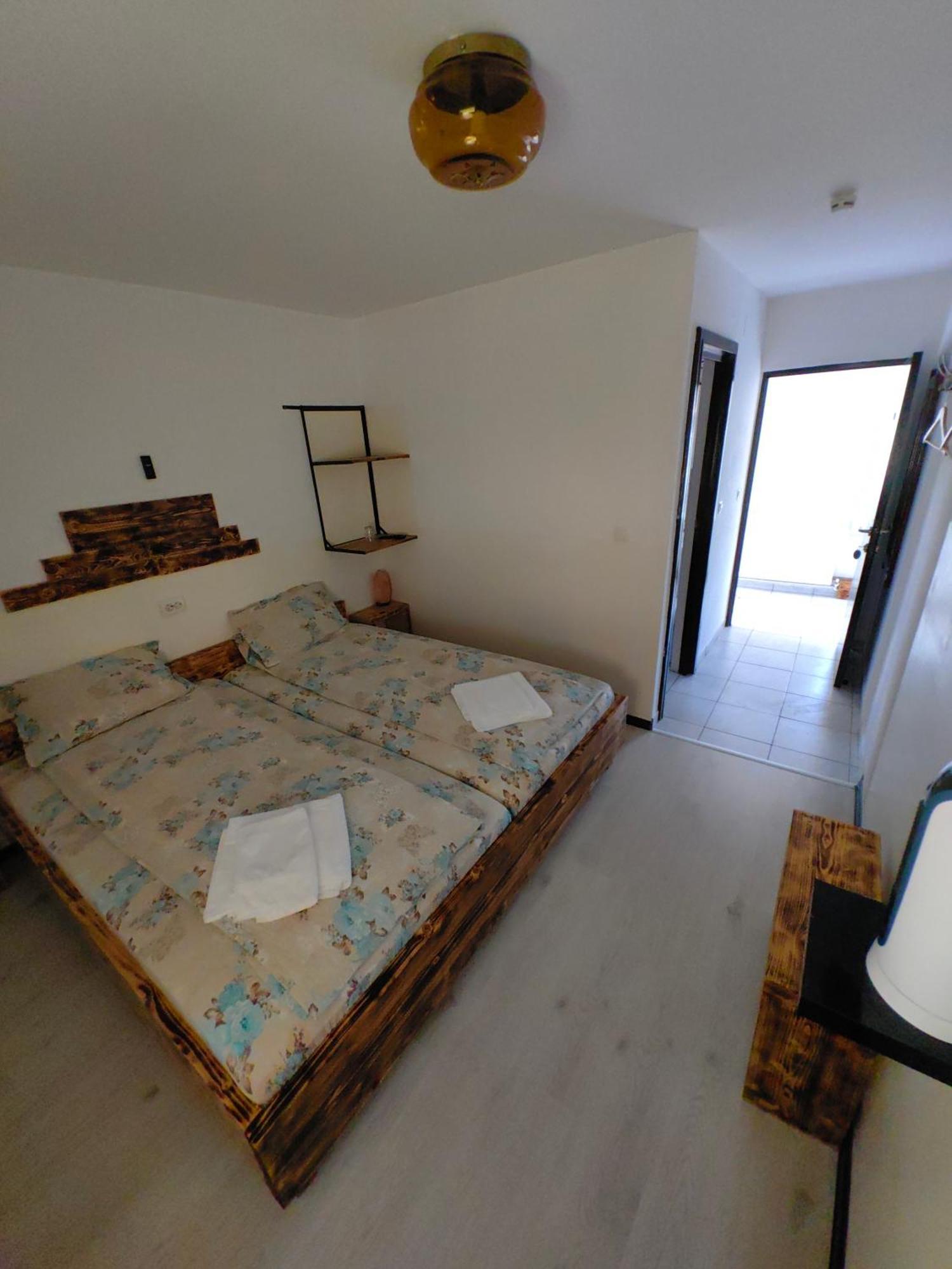 Ferienwohnung Casa Mateo Topliţa Zimmer foto